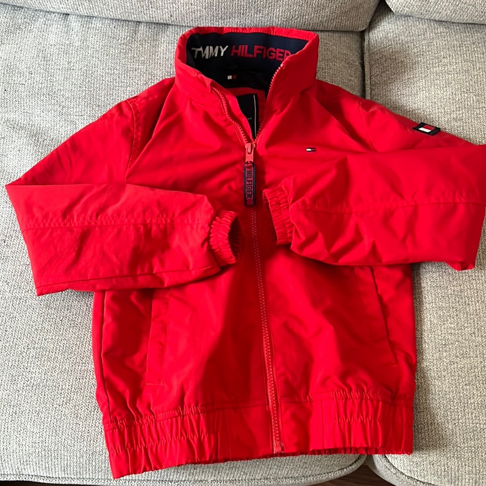 Tommy solid  windbreaker